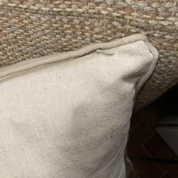 Mother: description throw pillow. - Picture 3 of 3